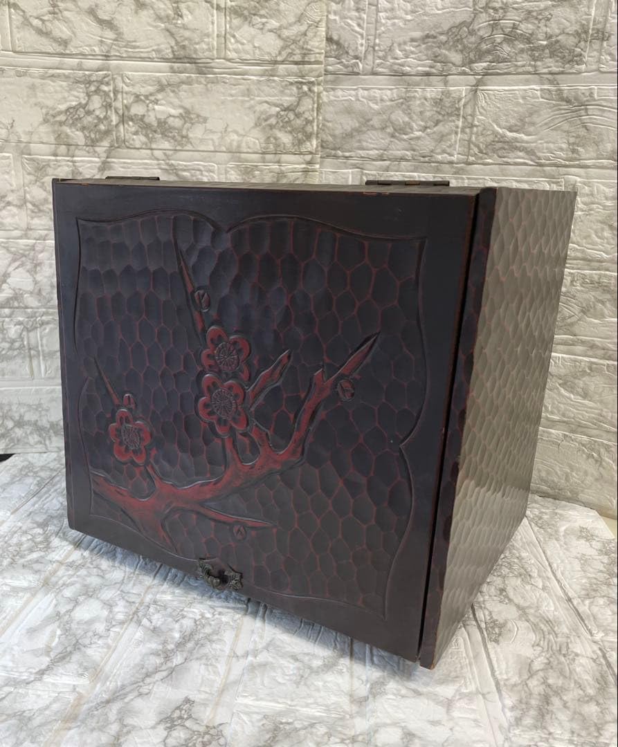 #鎌倉彫り鏡台 Amazon.co.jp: 鎌倉彫 鏡台 箱型 伝統工芸 : ホーム＆キッチン